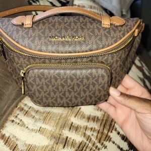 Michael Kors Erin BumBag